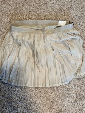 Women’s CALIA by Carrie Underwood Light Beige Pleated Skort size XL NWT